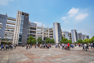 煙臺汽車工程學院