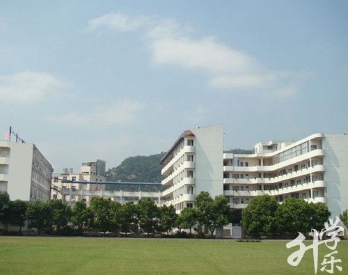 四川省實用中等專業(yè)學校